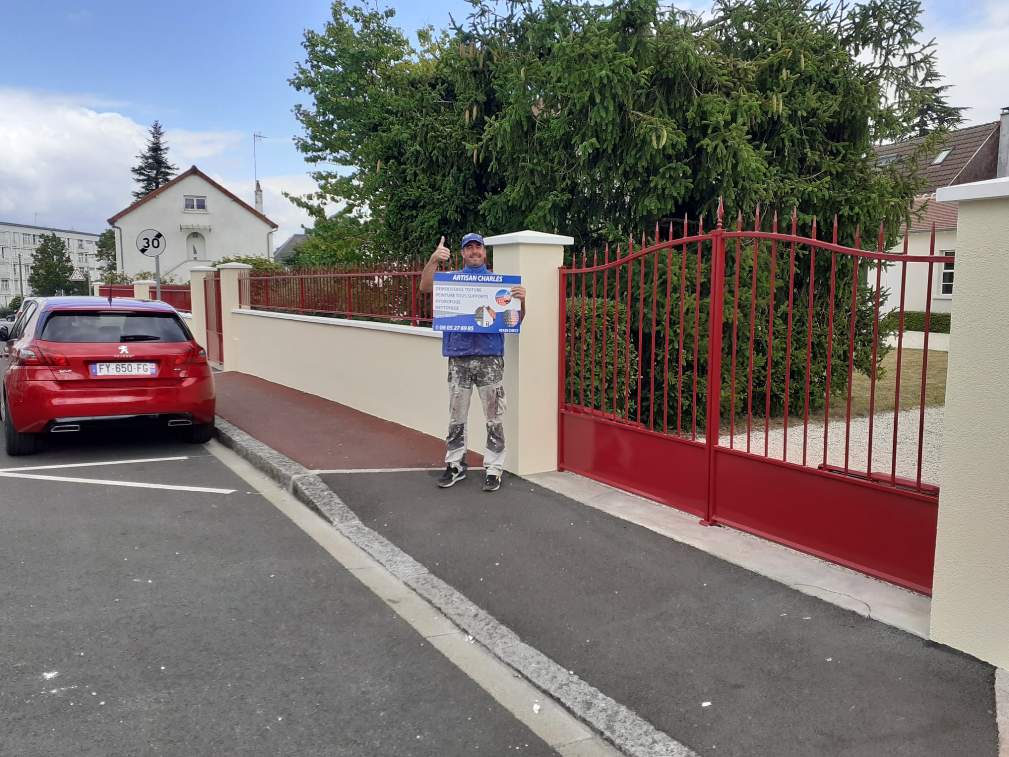 Portail dégradé avant rénovation à Olivet
